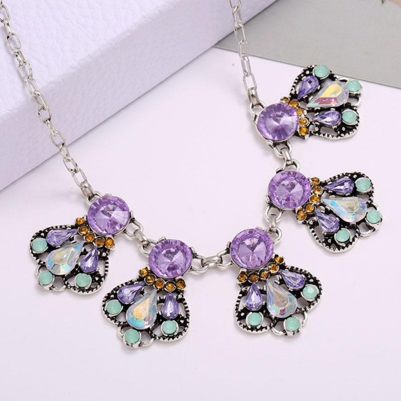 Rhinestone Crystal Bib Accent Necklace - Picture 6 of 8